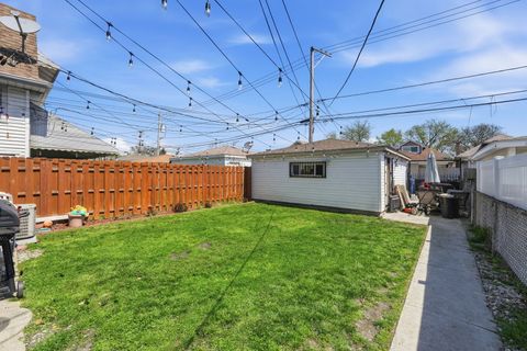 Tiny photo for 3135 N Kilbourn Avenue, Chicago, IL 60641 (MLS # 12616425)