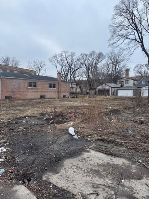 6518 S DAMEN Avenue Chicago IL 60636