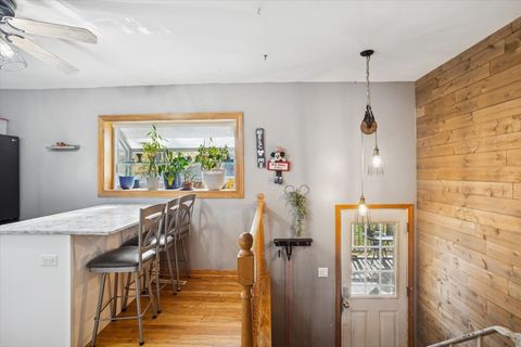 Tiny photo for 421 E Altgeld Avenue, Glendale Heights, IL 60139 (MLS # 12526043)