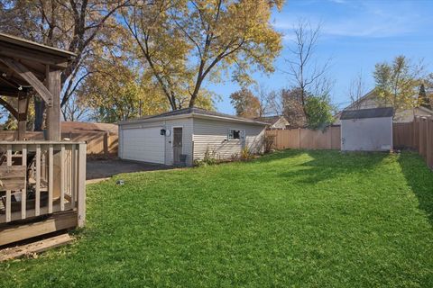 Tiny photo for 421 E Altgeld Avenue, Glendale Heights, IL 60139 (MLS # 12526043)