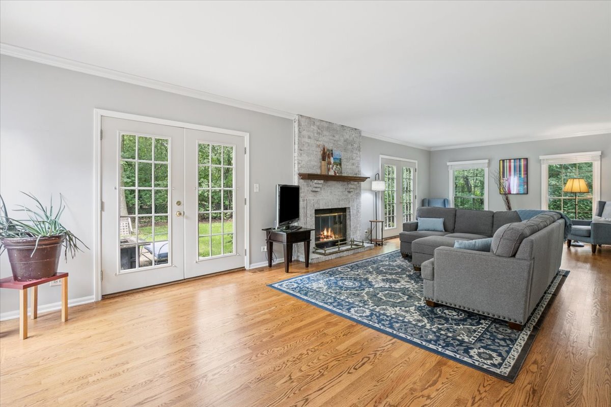 213 Ascot Court