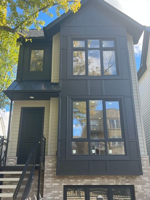 Photo of 4015 N Albany Avenue, Chicago, IL 60618 (MLS # 12487575)