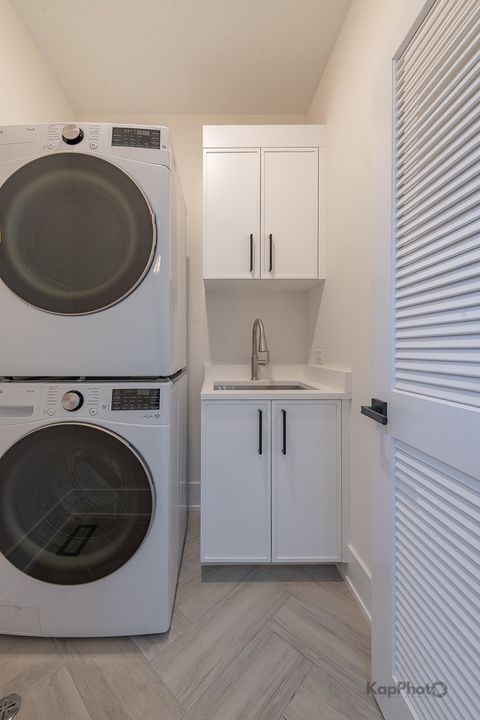 Tiny photo for 4015 N Albany Avenue, Chicago, IL 60618 (MLS # 12487575)