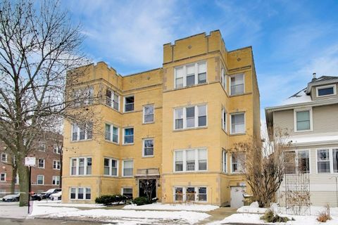 Photo of 3103 W WILSON Avenue #1, Chicago, IL 60625 (MLS # 12553350)