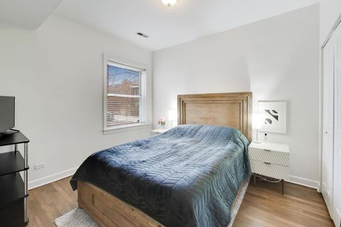 Tiny photo for 3103 W WILSON Avenue #1, Chicago, IL 60625 (MLS # 12553350)