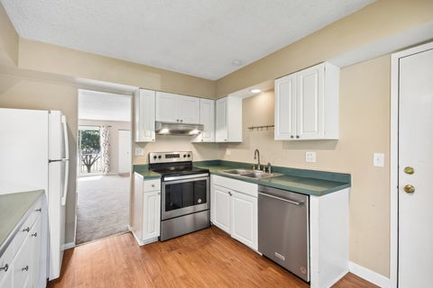 Tiny photo for 5403 Chateau Drive #4, Rolling Meadows, IL 60008 (MLS # 12691498)