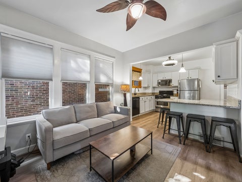 Tiny photo for 512 S Harvey Avenue, Oak Park, IL 60304 (MLS # 12766886)