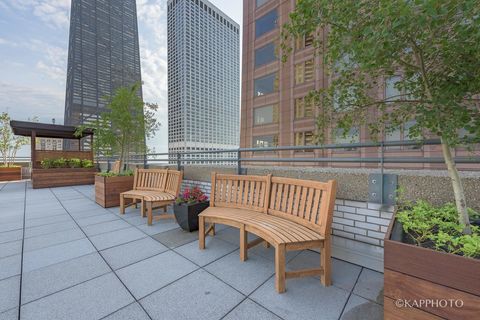 Tiny photo for 777 N Michigan Avenue #2405, Chicago, IL 60611 (MLS # 12492163)