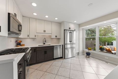 Tiny photo for 1921 Wexford Circle, Wheaton, IL 60189 (MLS # 12632907)