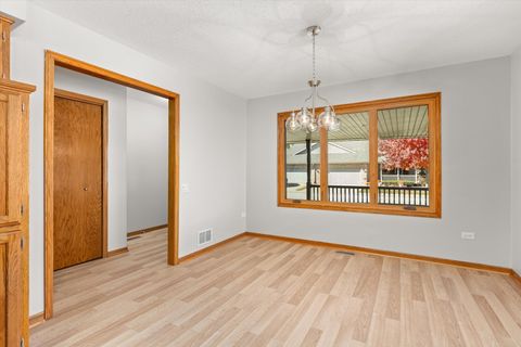 Tiny photo for 822 Eagle Creek Road, Elwood, IL 60421 (MLS # 12522754)