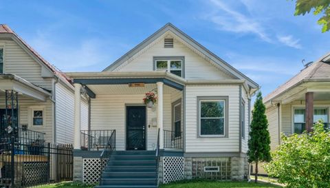 4931 W Montana Street Chicago IL 60639