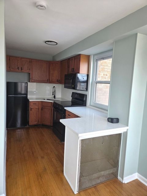Tiny photo for 2606 W Balmoral Avenue #507, Chicago, IL 60625 (MLS # 12549808)