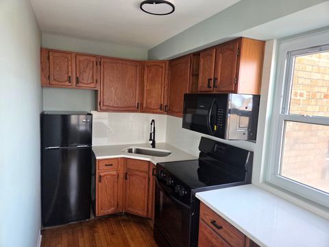 Tiny photo for 2606 W Balmoral Avenue #507, Chicago, IL 60625 (MLS # 12549808)