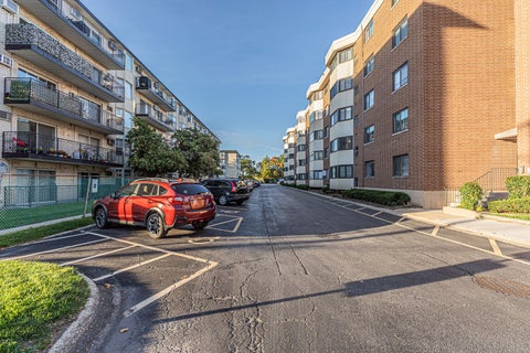 Tiny photo for 5500 Lincoln Avenue #504W, Morton Grove, IL 60053 (MLS # 12792530)