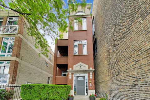 Photo of 2133 N SOUTHPORT Avenue #3, Chicago, IL 60614 (MLS # 12635493)