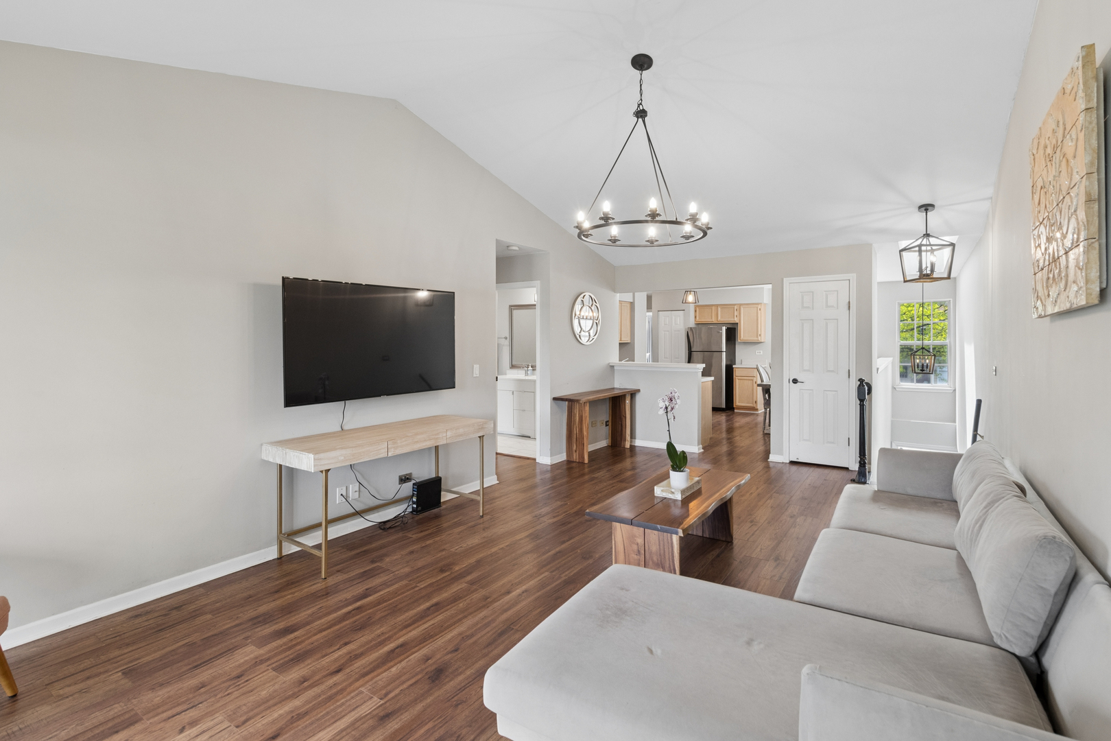 8 Tyler Court B