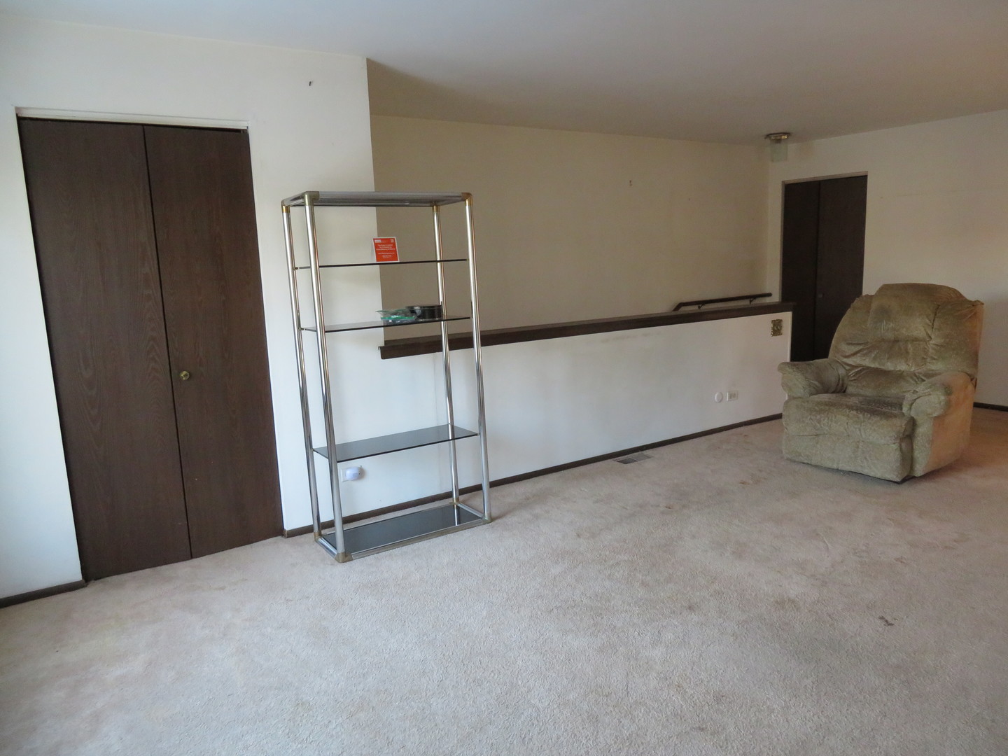 740 N Junior Terrace