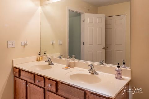 Tiny photo for 4004 Shoeger Court, Yorkville, IL 60560 (MLS # 12453844)
