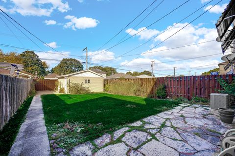 Tiny photo for 5248 S Narragansett Avenue, Chicago, IL 60638 (MLS # 12522115)