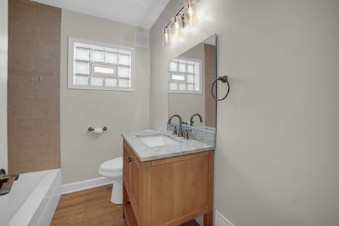 Tiny photo for 5248 S Narragansett Avenue, Chicago, IL 60638 (MLS # 12522115)