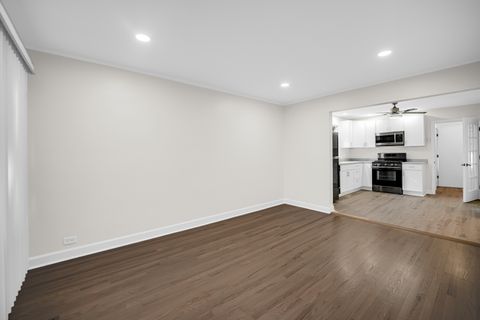 Tiny photo for 5248 S Narragansett Avenue, Chicago, IL 60638 (MLS # 12522115)