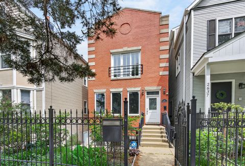 Photo of 2641 N Marshfield Avenue, Chicago, IL 60614 (MLS # 12621639)