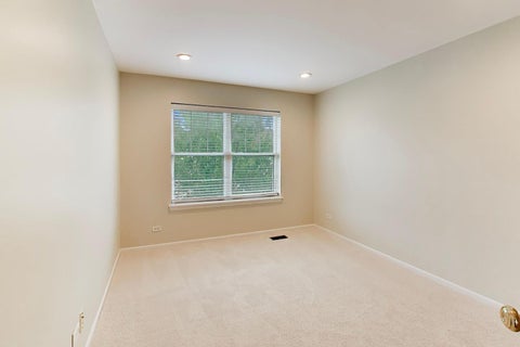 Tiny photo for 2900 Glacier Way #B, Wauconda, IL 60084 (MLS # 12755306)