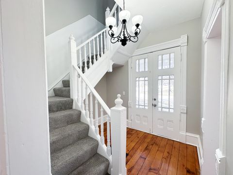 Tiny photo for 712 N Roosevelt Street, Bloomington, IL 61701 (MLS # 12588048)