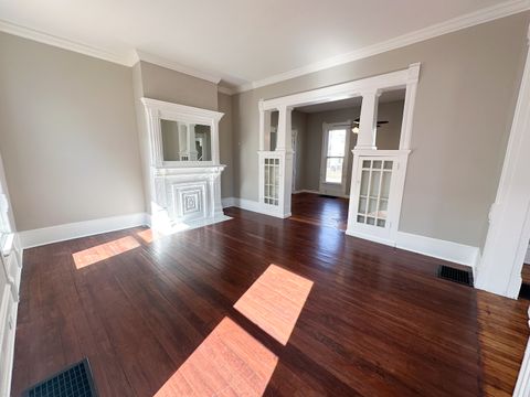 Tiny photo for 712 N Roosevelt Street, Bloomington, IL 61701 (MLS # 12588048)