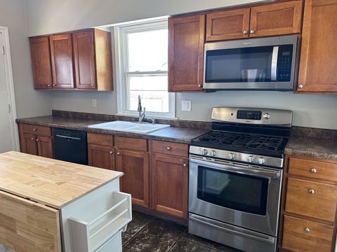 Tiny photo for 712 N Roosevelt Street, Bloomington, IL 61701 (MLS # 12588048)