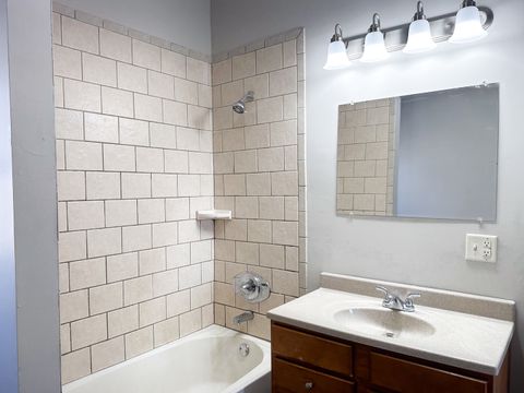 Tiny photo for 712 N Roosevelt Street, Bloomington, IL 61701 (MLS # 12588048)