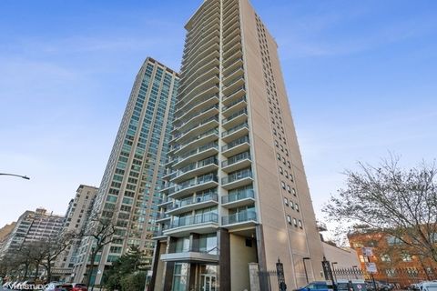 Photo of 3470 N Lake Shore Drive #14B, Chicago, IL 60657 (MLS # 12632315)