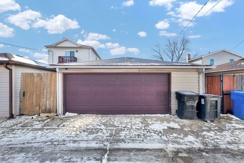 Tiny photo for 6628 W 63rd Place, Chicago, IL 60638 (MLS # 12549827)