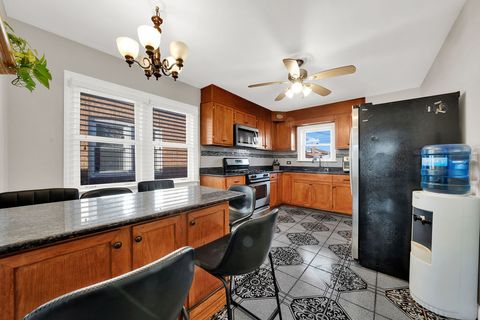Tiny photo for 6628 W 63rd Place, Chicago, IL 60638 (MLS # 12549827)