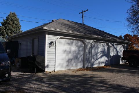 Tiny photo for 411 W Main Street, Clinton, IL 61727 (MLS # 12506735)