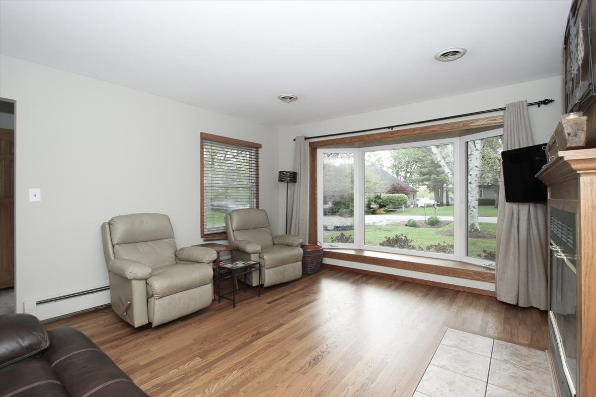 39W609 Lori Lane