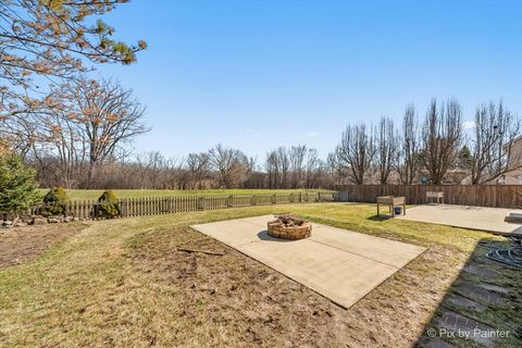 Tiny photo for 2045 Morningview Drive, Hoffman Estates, IL 60192 (MLS # 12601367)