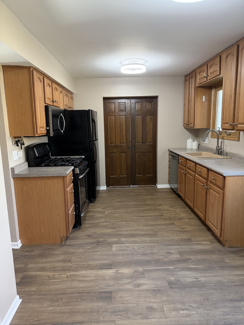 776 W Appletree Lane