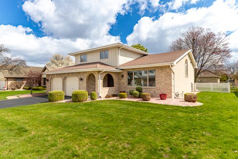 Tiny photo for 18319 Holland Road, Lansing, IL 60438 (MLS # 12612782)