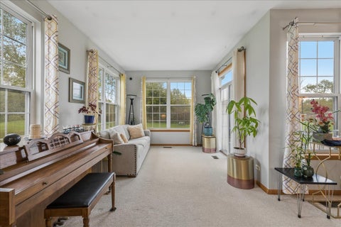 Tiny photo for 39581 N Cambridge Boulevard, Beach Park, IL 60083 (MLS # 12776004)