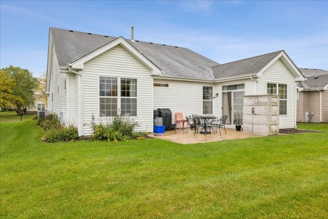 Tiny photo for 39581 N Cambridge Boulevard, Beach Park, IL 60083 (MLS # 12776004)