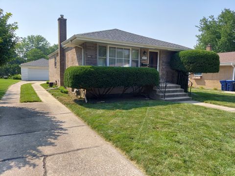 Photo of 326 Kemman Avenue, La Grange Park, IL 60526 (MLS # 12481527)