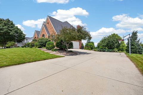 Tiny photo for 402 Northridge CC Estates, Normal, IL 61761 (MLS # 12697841)