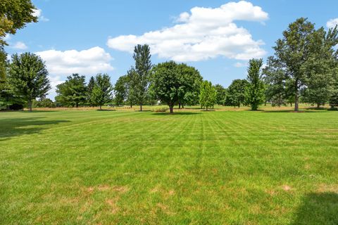 Tiny photo for 402 Northridge CC Estates, Normal, IL 61761 (MLS # 12697841)