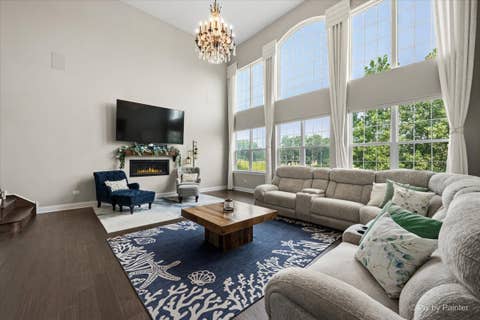Tiny photo for 1451 Bethpage Circle, Elgin, IL 60124 (MLS # 12711288)