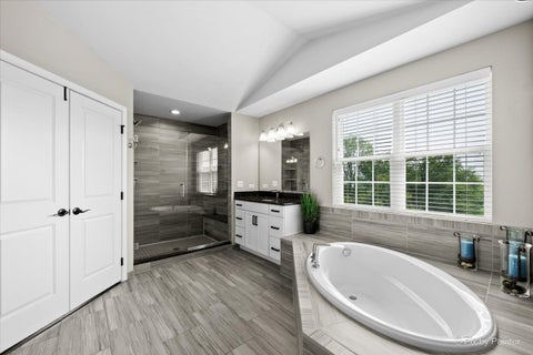 Tiny photo for 1451 Bethpage Circle, Elgin, IL 60124 (MLS # 12711288)