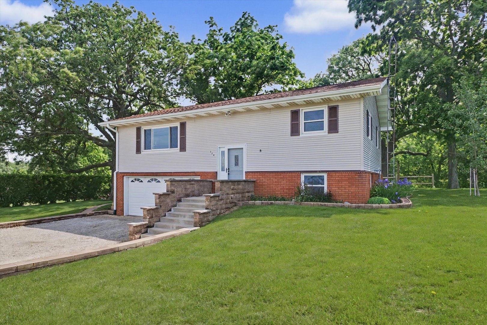 104 Choctaw Trail