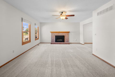 Tiny photo for 3453 43rd Avenue Court, Bettendorf, IA 52722 (MLS # 12715992)
