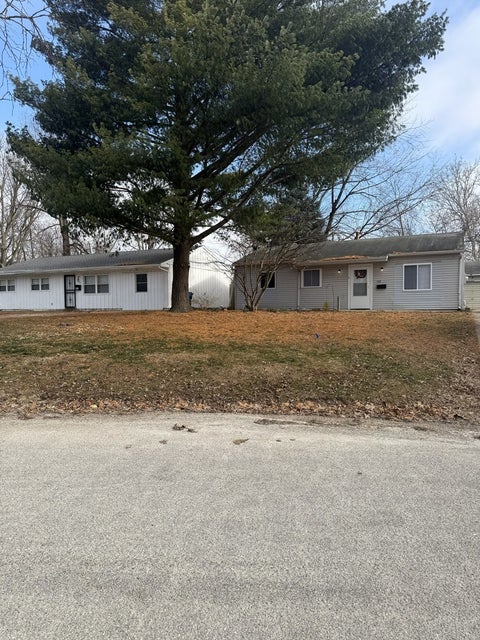 Photo of 128 S Scottswood Drive, Urbana, IL 61802 (MLS # 12749320)