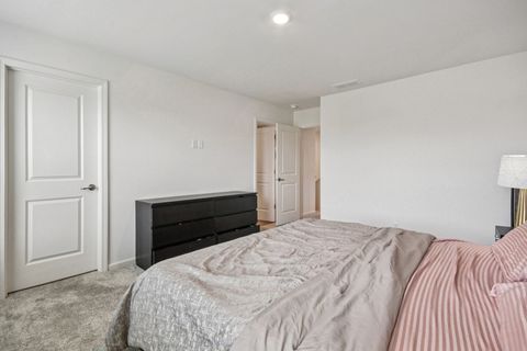 Tiny photo for 1077 Moraine Drive, South Elgin, IL 60177 (MLS # 12618587)